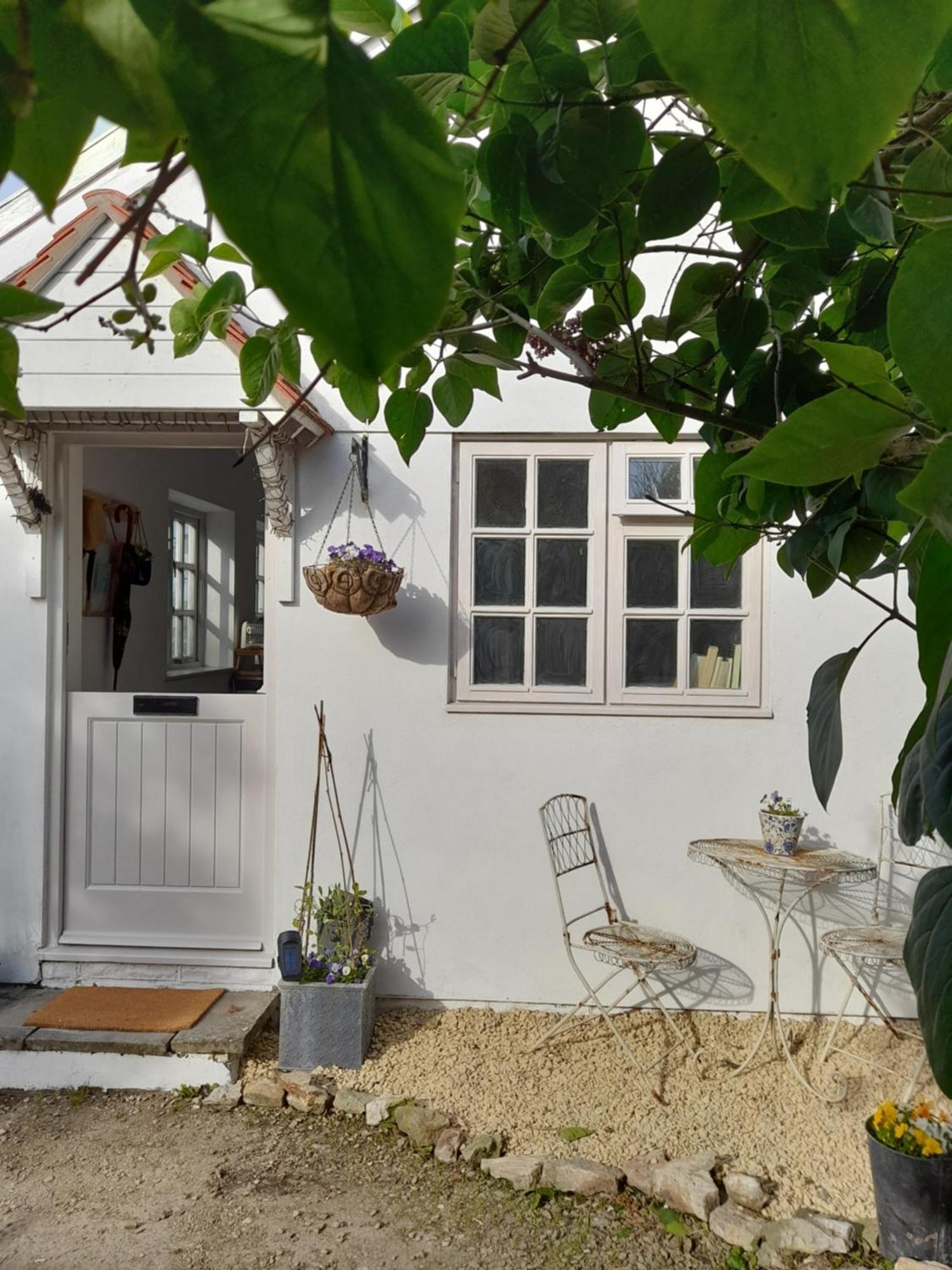 My Little Studio Farmborough Exterior foto